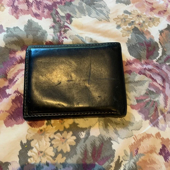 Men's Black Guess Wallet - Picture 3 of 6